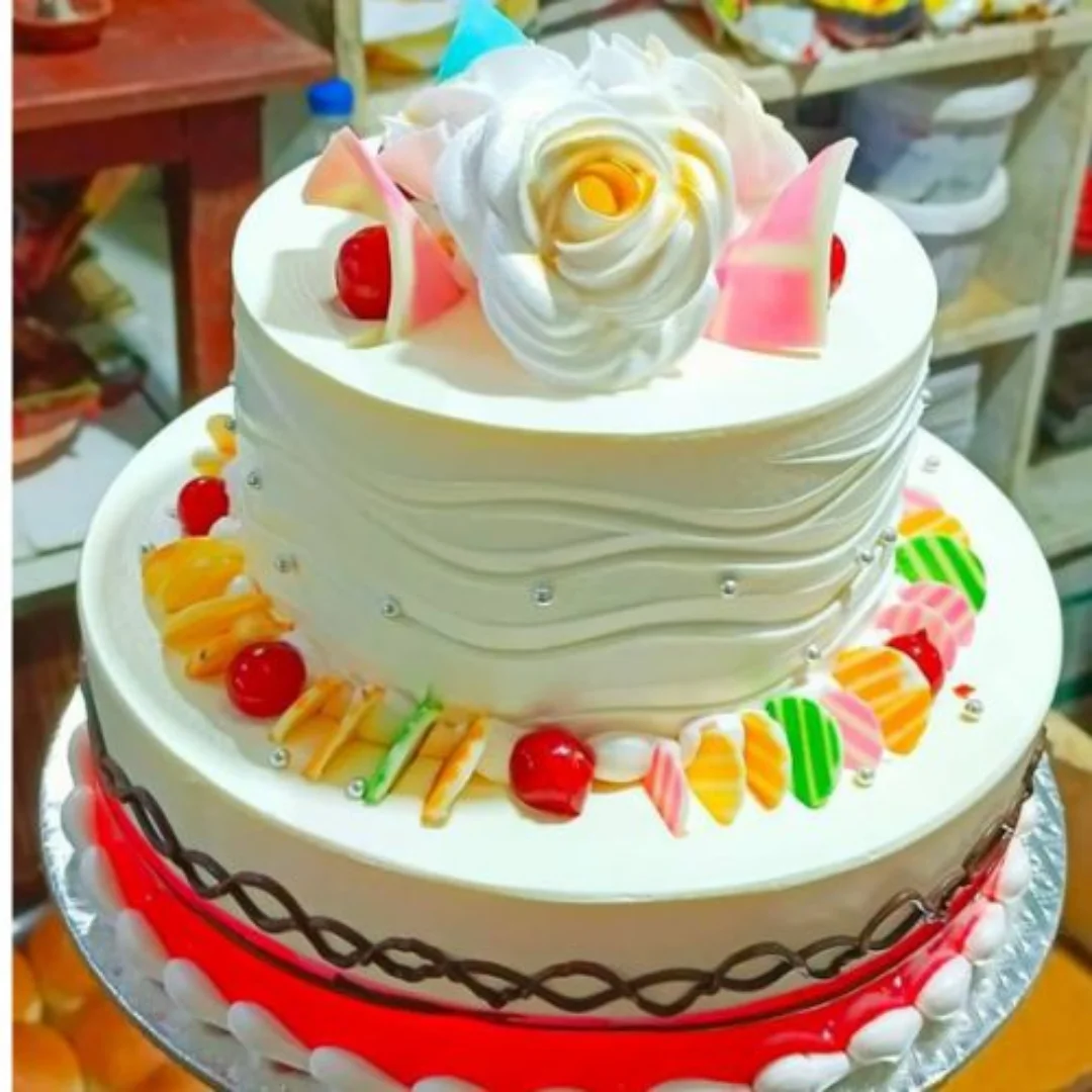 White forest 2 layer cake